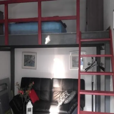 - Rue Albert 1er - Studio Apartamento